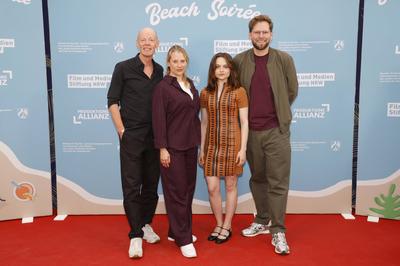 Lucas Schmidt, Maren Schmitt, Lena Urzendowsky, Lasse Scharpen-stock-photo