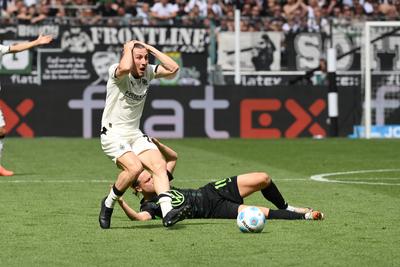 BOR. M`GLADBACH - VFL WOLFSBURG-stock-photo