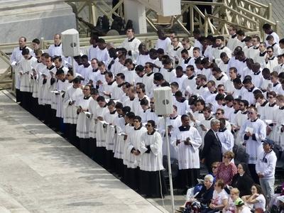 Pope leo xiv presides over inaugural mass.-stock-foto