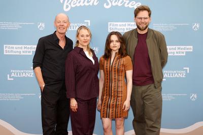 Lucas Schmidt, Maren Schmitt, Lena Urzendowsky, Lasse Scharpen-stock-photo