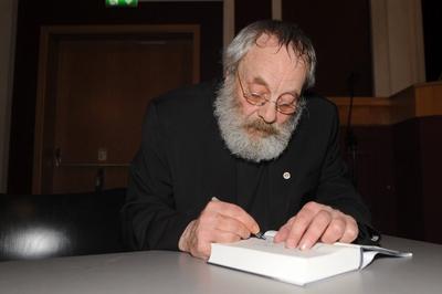 Harry Rowohlt & Frank Schulz: Onno Viets und der Irre vom Kiez im Rahmen der Fr?hlingslese Erfurt. Als Gast ist mit dab-stock-photo