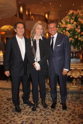 Leo-Baeck-Preis f?r Angela Merkel Roger Schawinski mit Frau Gabriella Sontheim und Michel Friedman Leo-Baeck-Preis f?r A-stock-foto