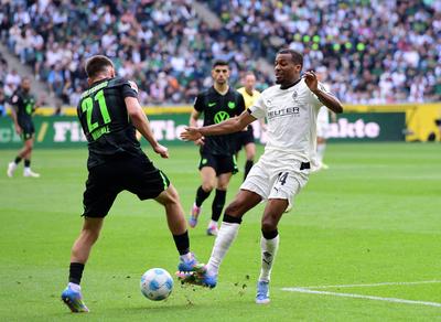 Borussia Moenchengladbach vs. VfL Wolfsburg-stock-foto