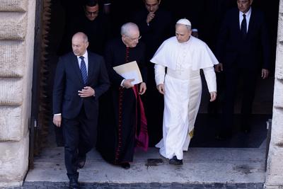 News - Pope Leo XIV Holy Mass for the Beginning of the Pontificate and Regina Caeli-stock-foto