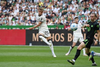BOR. M`GLADBACH - VFL WOLFSBURG-stock-photo