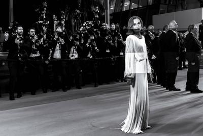 78eme Festival International du Film de Cannes. Mont?e des marches La femme la plus riche du monde. CARLIER-stock-photo