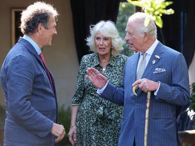 King Charles and Queen Camilla at Chelsea Flower Show-stock-photo