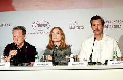 78eme Festival International du Film de Cannes. Conference de presse du film La Femme La Plus Riche Du Monde. VOISIN-stock-photo