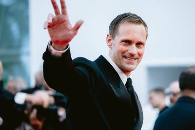 78eme Festival International du Film de Cannes. Mont?e des marches du film The Phoenician Theme. BAELEN-stock-photo