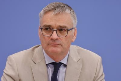 Regierungssprecher Stefan Kornelius, Deutschland, Berlin, Bundespressekonferenz, Thema: Regierungspressekonferenz *** Go-stock-foto