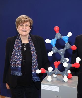 Katalin KARIKO - Nobelpreistr?gerin im Josephinum-stock-foto