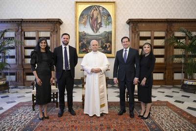 ITALY -  POPE  LEO XIV  RECEIVES IN PRIVATE AUDIENCE H.E.MR JANES DAVID VANCE, VICE PRESIDENT OF THE UNITED STATES OF AMERICA AND H.E.MR NARCO RUBIO  AT THE VATICAN  - 2025/5/19-stock-photo