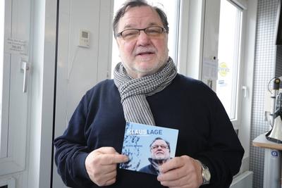 Klaus Lage, Musiker, Saenger im Studio von 105?5 Spreeradio, um mit Thomas Koschwitz ?ber sein neues Album Blaue Stunde-stock-photo