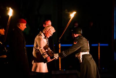 Grosser Zapfenstreich fuer Frau Verteidigungsministerin a. D. Christine Lambrecht Aktuell, 28.03.2023, Berlin, Generalin-stock-foto