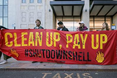 Campaigners Stage Oil Spill Outside Shell  HQ-stock-photo