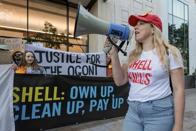 Campaigners Stage Oil Spill Outside Shell  HQ-stock-photo