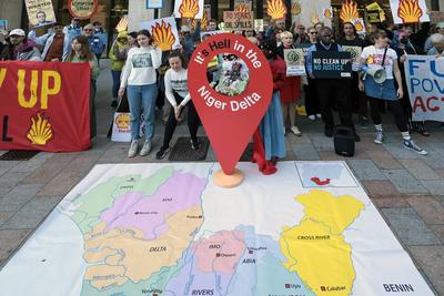 Campaigners Stage Oil Spill Outside Shell  HQ-stock-photo