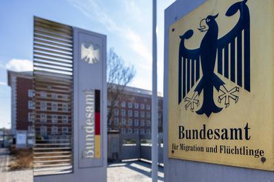 Bundesamt f?r Migration und Fl?chtline (BAMF) Zentrale, N?rnberg, 16.03.2025-stock-foto