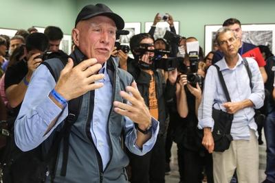 Renowned Brazilian photographer Sebastiao Salgado passed away this Friday (23) at the age of 81.-stock-foto