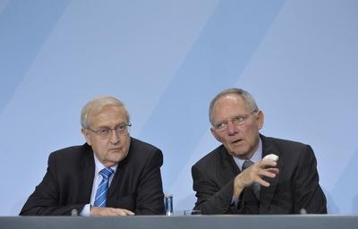 Bildnummer: 53639721  Datum: 02.12.2009  Copyright: imago/SeeligerBundeswirtschaftsminister Dr. Rainer Br?derle w?hrend einer Pressekonferenz anl?sslich des Konjunkturgipfels im Bundeskanzleramt in Berlin Local Caption Konjunkturgipfel in Berlin People Politik PK Pressetermin kbdig xsk 2009 quer Highlight premiumd Deutschland Berlin Politik Politiker Pressetermin Pressekonferenz Randbild PK Celebrities politician politiciansBildnummer 53639721 Date 02 12 2009 Copyright Imago Seeliger German Economics Minister Dr Rainer Br?derle during a Press conference during the Economic Summit in Federal Chancellery in Berlin Local Caption Economic Summit in Berlin Celebrities politics press conference Press call Kbdig xSK 2009 horizontal Highlight premiumd Germany Berlin politics Politicians Press call Press conference Edge image press conference Celebrities politician Politicians-stock-photo