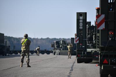 RECORD DATE NOT STATED Soldiers with the 96th Heavy Equipment Transportation Company, 49th Transportation Battalion, 13t-stock-photo