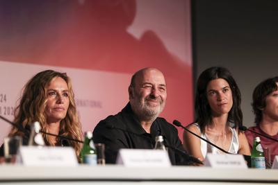 78eme Festival International du Film de Cannes. Conference de presse du film La venue de l&#039;avenir. VOISIN-stock-photo
