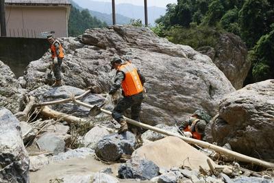 Mountain Flood Disaster Rescue in Sanshe-stock-foto