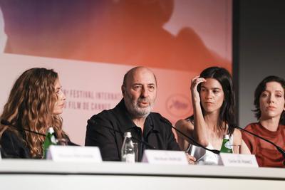78eme Festival International du Film de Cannes. Conference de presse du film La venue de l&#039;avenir. VOISIN-stock-photo