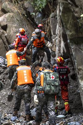Mountain Flood Disaster Rescue in Sanshe-stock-foto