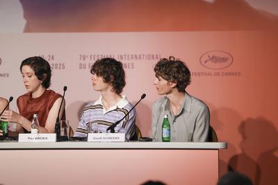 78eme Festival International du Film de Cannes. Conference de presse du film La venue de l&#039;avenir. VOISIN-stock-photo