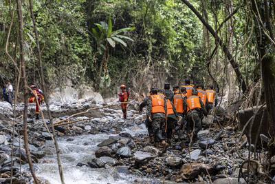 Mountain Flood Disaster Rescue in Sanshe-stock-foto