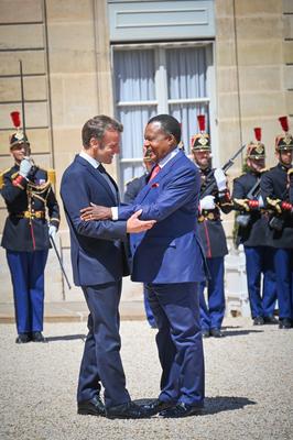 Emmanuel Macron re?oit Denis Sassou N?Guesson pr?sident de la Republique du Congo-stock-foto