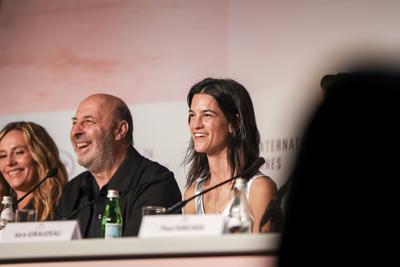 78eme Festival International du Film de Cannes. Conference de presse du film La venue de l&#039;avenir. VOISIN-stock-photo
