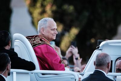 Rome, Pope Leo XIV takes office on the Roman Chair in the Basilica of St. John Lateran.-stock-foto