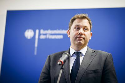 Lars Klingbeil trfft Stephane Sejourne-stock-foto