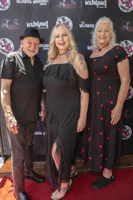 Geno Gibson, Meri Gyetvay, Sharon Gibson-stock-foto
