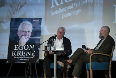 Egon Krenz, Holger Friedrich-stock-foto