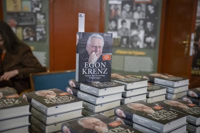 Egon Krenz, "Verlust und Erwartung"-stock-foto