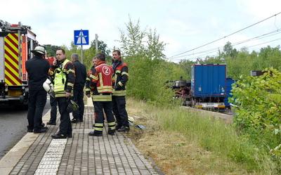 LKW Unfall-stock-foto