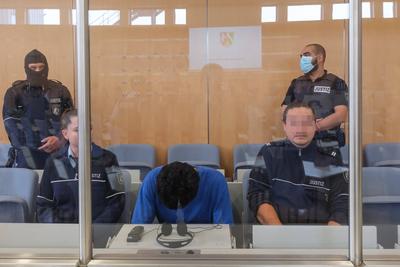 Prozess zum islamistischen Messeranschlag von Solingen gestartet-stock-foto
