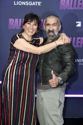 Nuray Sahin mit Erdal Yildiz zu Gast auf dem schwarzen Teppich bei der Deutschland Premiere des Kino Films From The World of John Wick Ballerina im Kino Zoopalast am 26.05.2025 in Berlin Berlin Deutschland *** Nuray Sahin with Erdal Yildiz as guests on the black carpet at the German premiere of the movie From The World of John Wick Ballerina at the cinema Zoopalast on 26 05 2025 in Berlin Berlin Germany-stock-foto