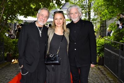 Helmuth Zerlett, Natalia Zerlett, Hermann Buehlbecker zu Gast beim Grand Opening Relais und Chateaux Hotel Diepeschrather M?hle Muehle by Nelson M?ller Mueeler am 26.05.2025 in Bergisch Gladbach NRW Deutschland *** Helmuth Zerlett, Natalia Zerlett, Hermann Buehlbecker as guests at the Grand Opening Relais and Chateaux Hotel Diepeschrather M?hle Muehle by Nelson M?ller Mueeler on 26 05 2025 in Bergisch Gladbach NRW Germany-stock-foto