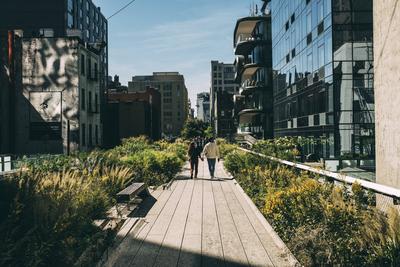 Travel pictures New York City New York Manhattan, 02.10 - 10.10.22: High Line Park geht ?ber 2,33km lang und war eine eh-stock-photo