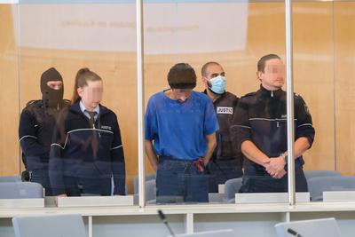 Prozess zum islamistischen Messeranschlag von Solingen gestartet-stock-foto