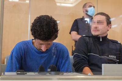 Prozess zum islamistischen Messeranschlag von Solingen gestartet-stock-foto