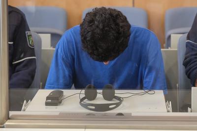Prozess zum islamistischen Messeranschlag von Solingen gestartet-stock-foto