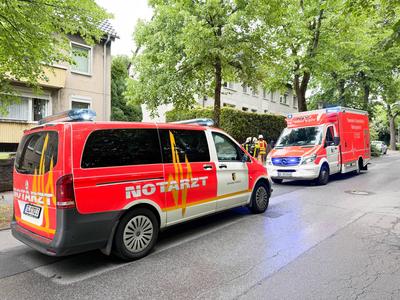 11-J?hriges Kind st?rzt 3 Meter in die Tiefe und wird schwer verletzt - Gladbeck Linnerott-stock-foto