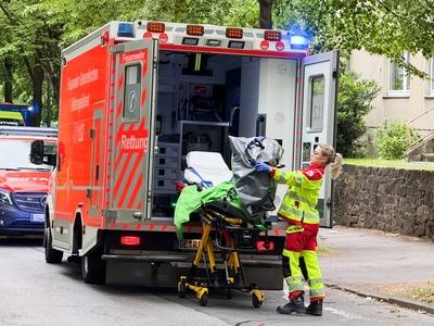 11-J?hriges Kind st?rzt 3 Meter in die Tiefe und wird schwer verletzt - Gladbeck Linnerott-stock-foto