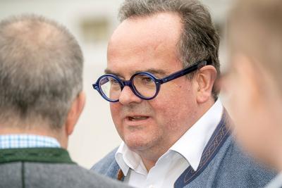 Clemens Baumg?rtner, Oberb?rgermeisterkandidat der CSU, beim Politischen Abend der CSU, Truderinger Festwoche, Volksfest im Stadtteil Trudering, M?nchen, 27.05.2025-stock-foto