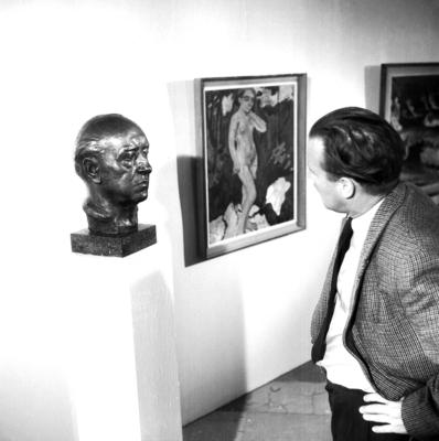 Eine juryfreie Kunstausstellung Original-Bildunterschrift: Eine juryfreie Kunstausstellung wird morgen am Berliner Funkt-stock-foto
